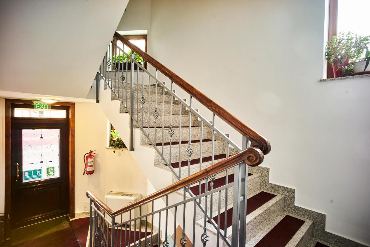Cozy Attic Room VI Bucureşti Ngoại thất bức ảnh